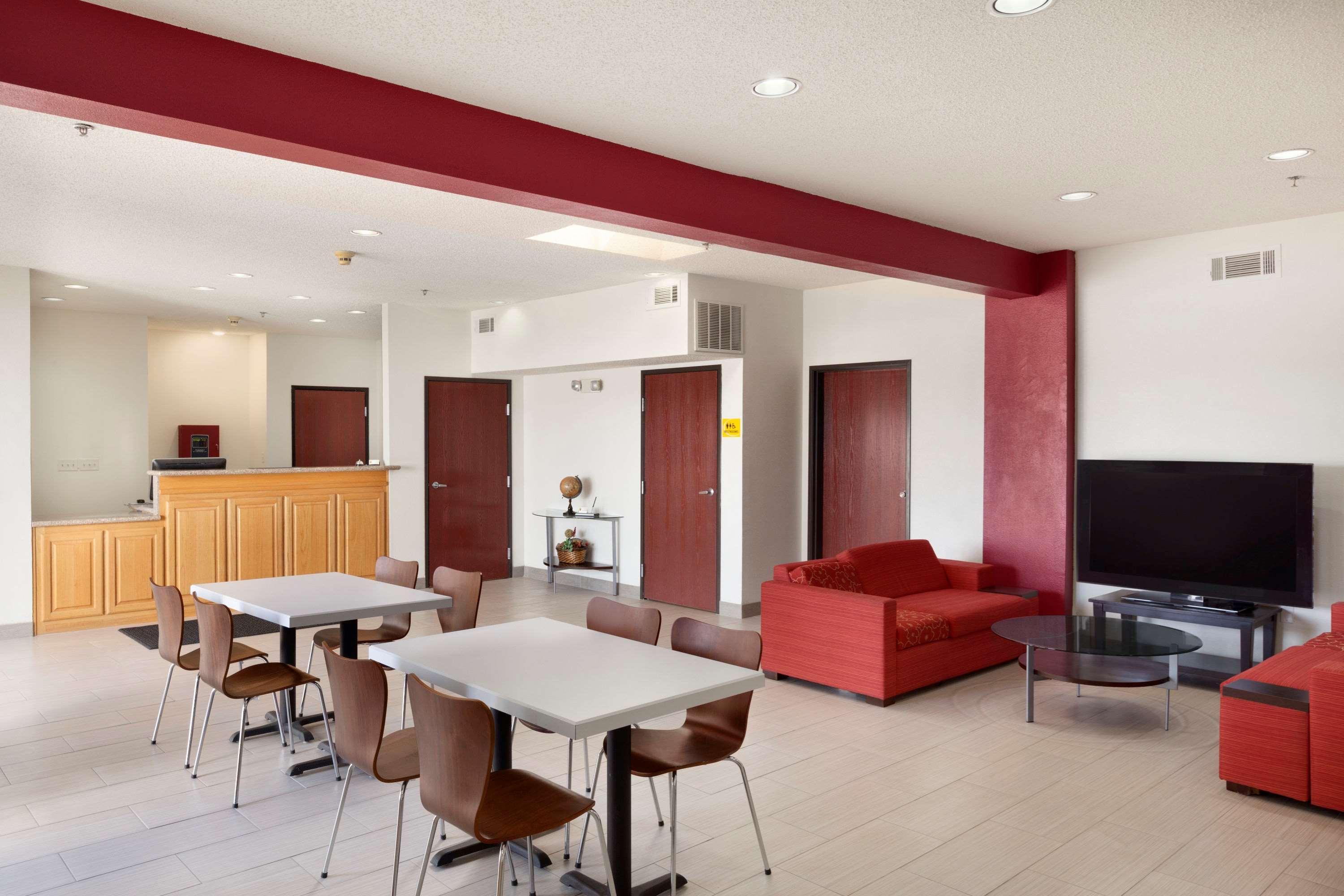 Super 8 by Wyndham Garland/Rowlett/East Dallas area Exteriör bild