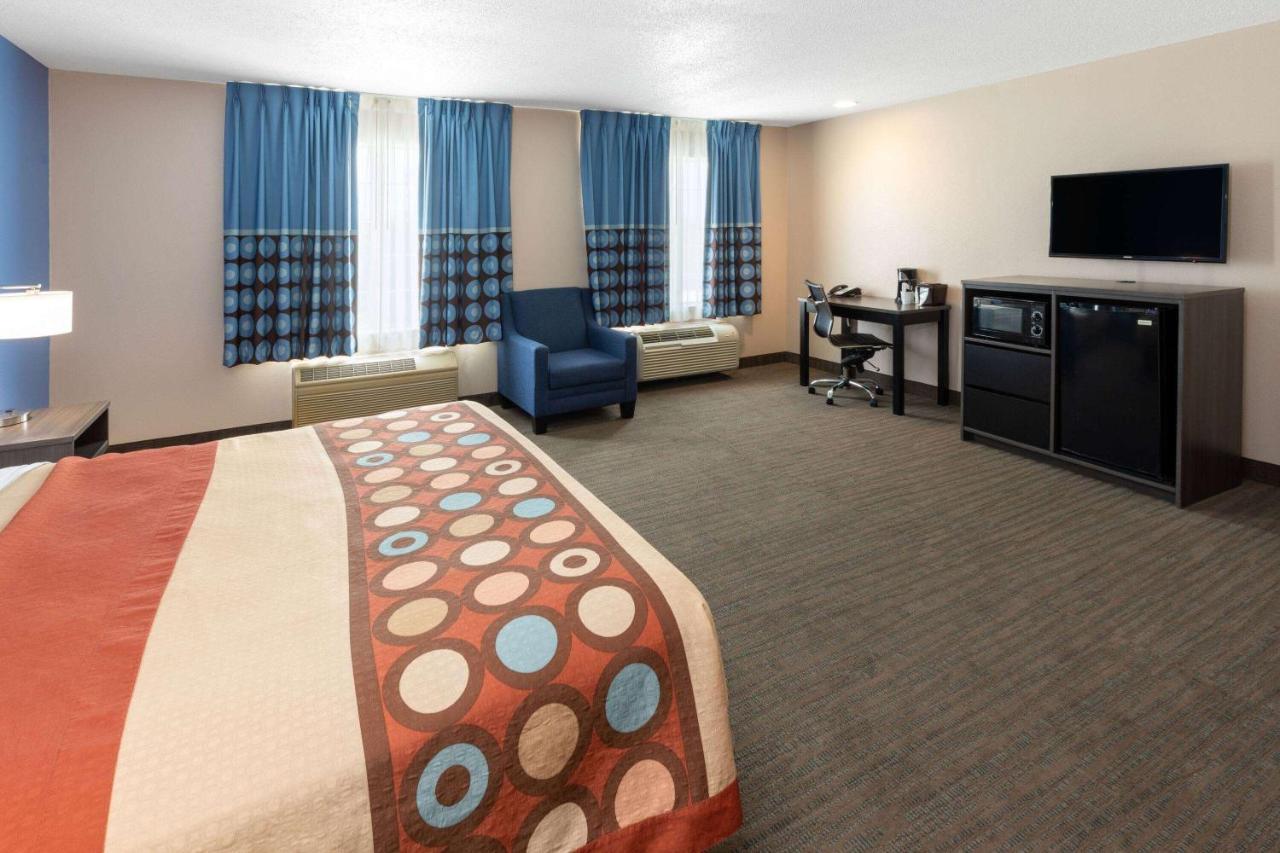 Super 8 by Wyndham Garland/Rowlett/East Dallas area Exteriör bild