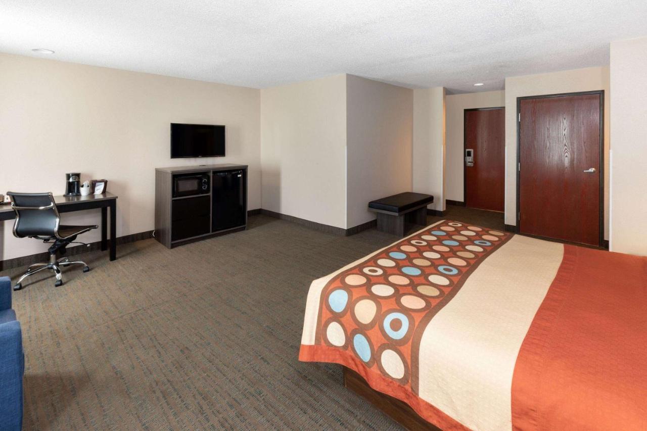 Super 8 by Wyndham Garland/Rowlett/East Dallas area Exteriör bild